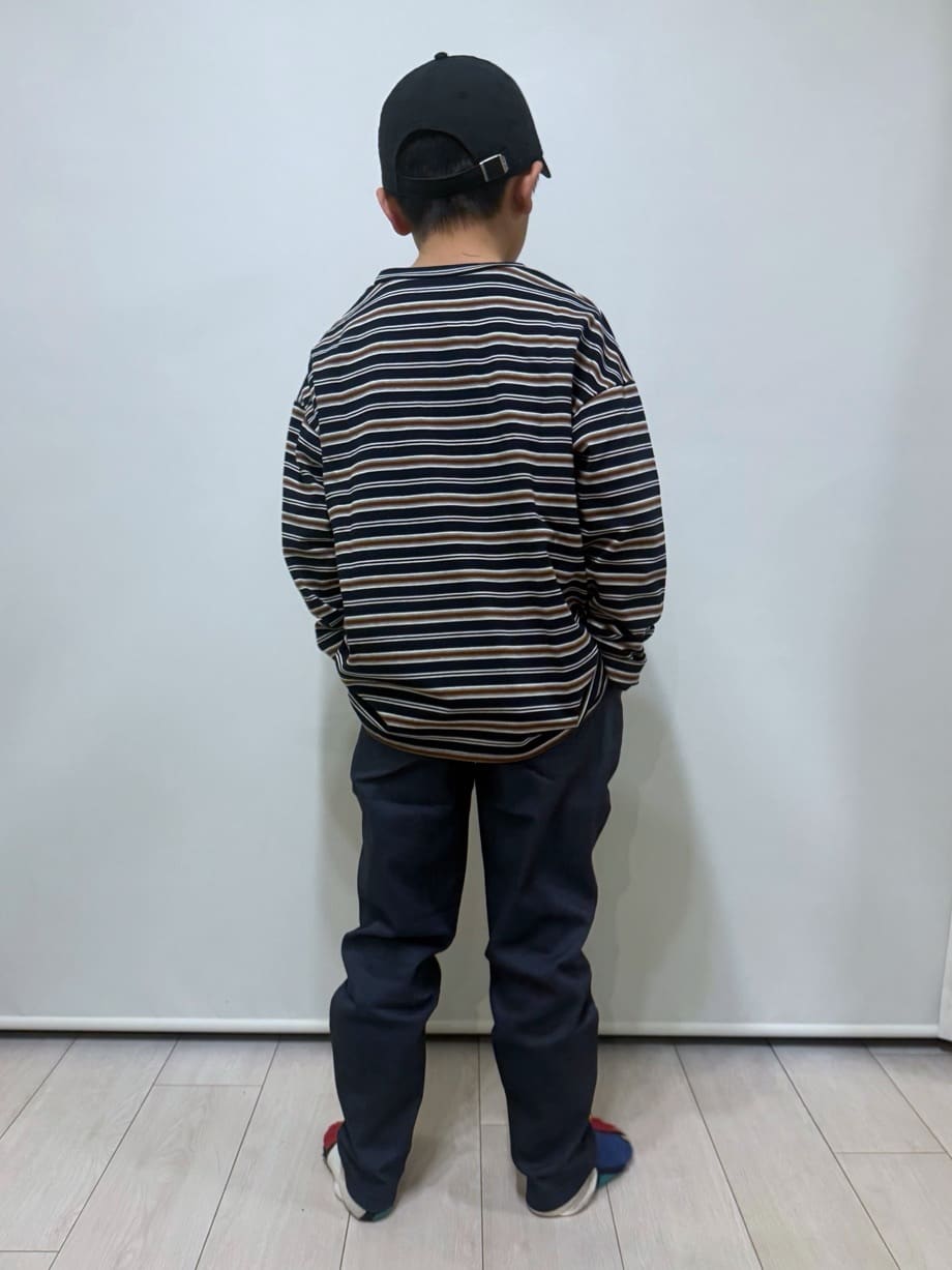 chさんの「THE SHOP TK｜【110-160】マルチボーダーロンT」を使ったコーディネート