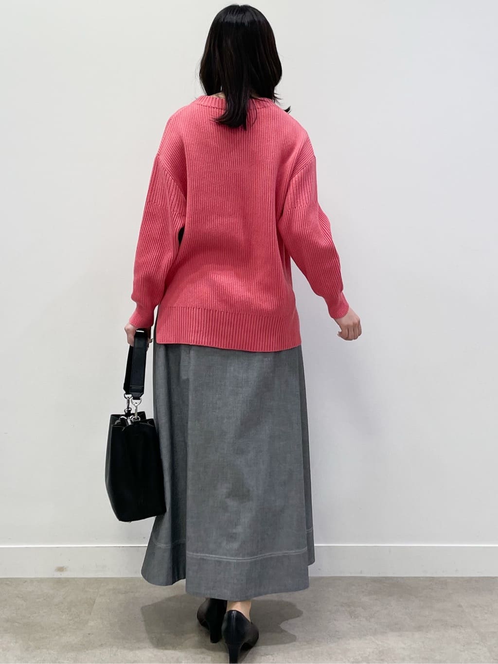 yukariさんの「Reflect｜【腰周りカバー／長め丈】モックネックニットプルオーバー」を使ったコーディネート