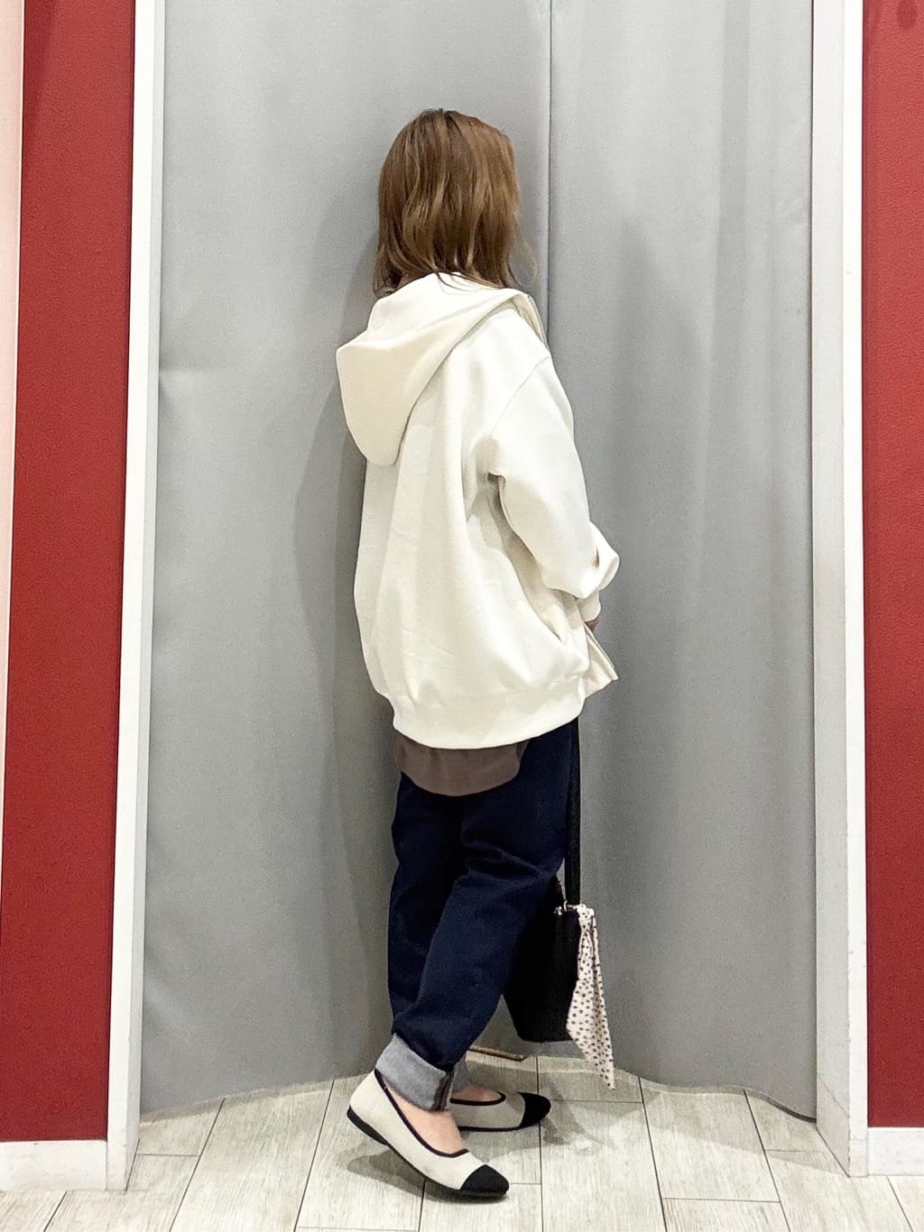 shioさんの「SHOO･LA･RUE｜【SHOO・LA・RUE DENIM】毎日使いたくなる ストレッチデニムスキニーパンツ」を使ったコーディネート