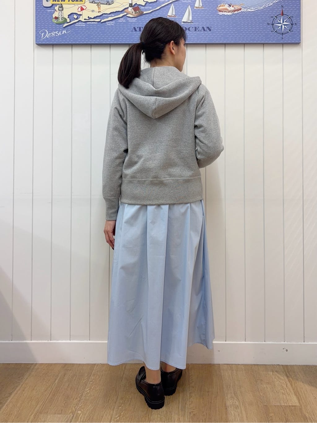 Mayaさんの「Dessin｜【ユニセックス/洗える】吊り裏毛フーデッドパーカー」を使ったコーディネート
