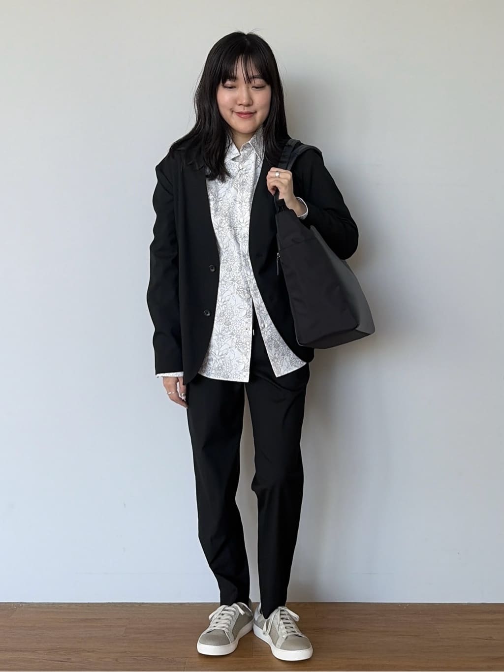 Akutagawaさんの「TAKEO KIKUCHI｜【BOWLER HAT LABEL】ビリケンプリント 長袖シャツ」を使ったコーディネート
