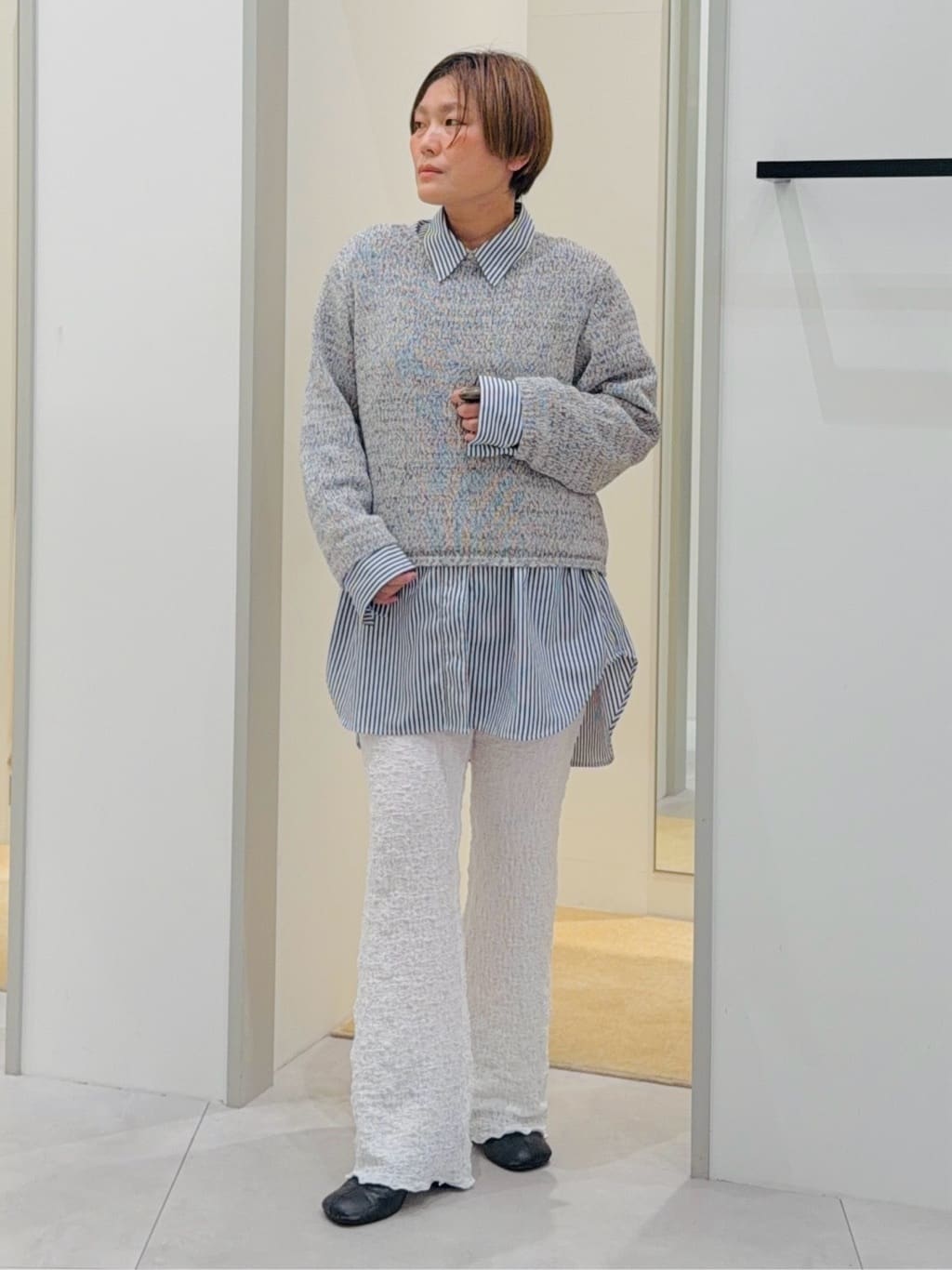 タナさんの「THE SHOP TK｜【通勤にもデイリーにも】CAVIAN 金ボタンダブルブレストジャケット」を使ったコーディネート