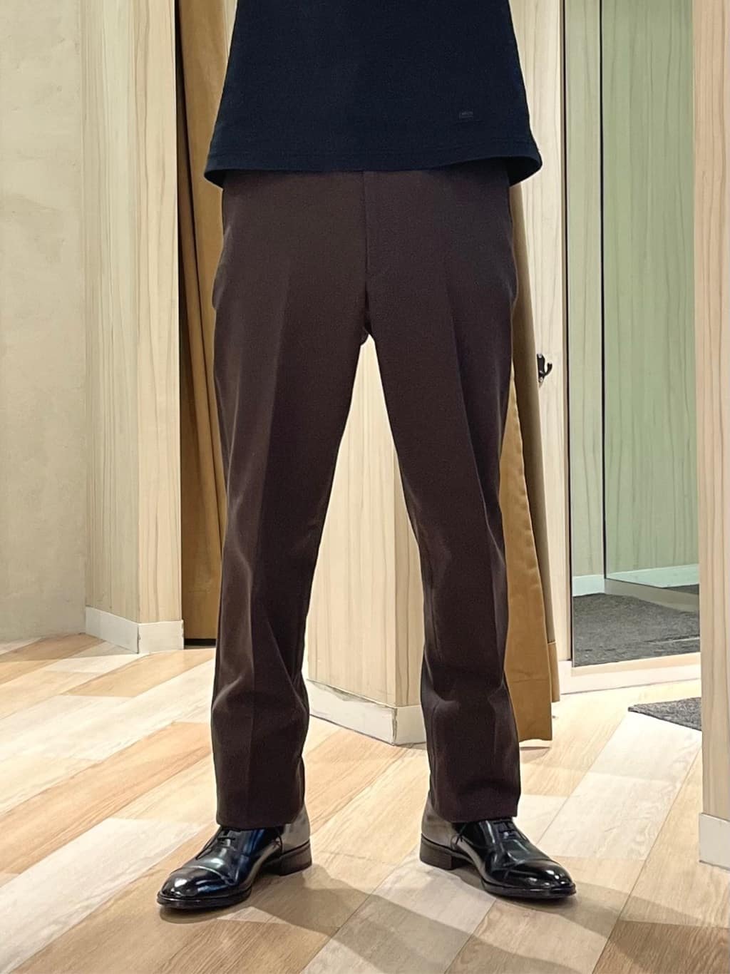 URAさんの「TAKEO KIKUCHI｜撥水ツイル スタンドカラー コート」を使ったコーディネート