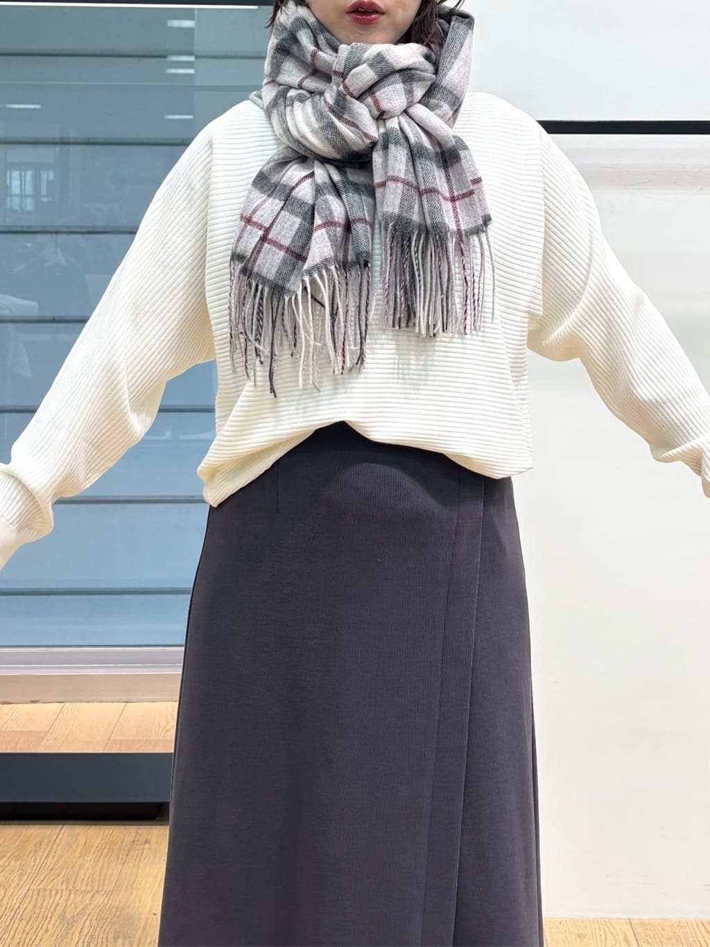 asamiさんの「INDIVI｜【洗える／体型カバー】美シルエットニット」を使ったコーディネート