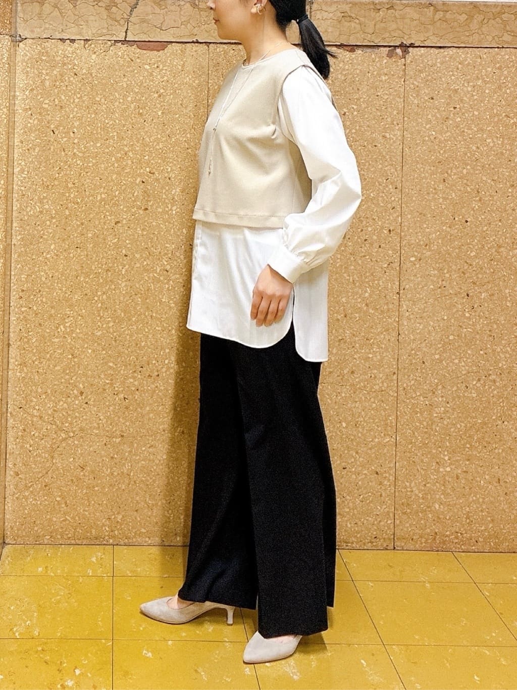 hattoriさんの「INDIVI｜【洗える／UVケア】レイヤード風デザイントップス」を使ったコーディネート