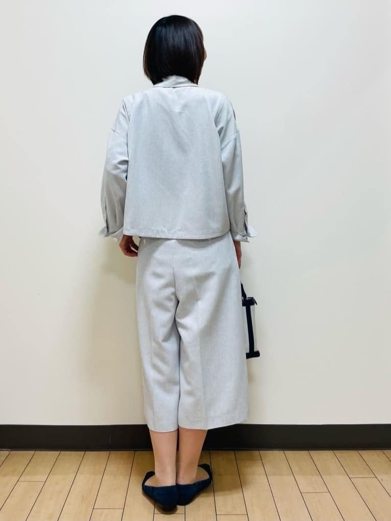 Riiさんの「Reflect｜リネンライクシャツブルゾン」を使ったコーディネート