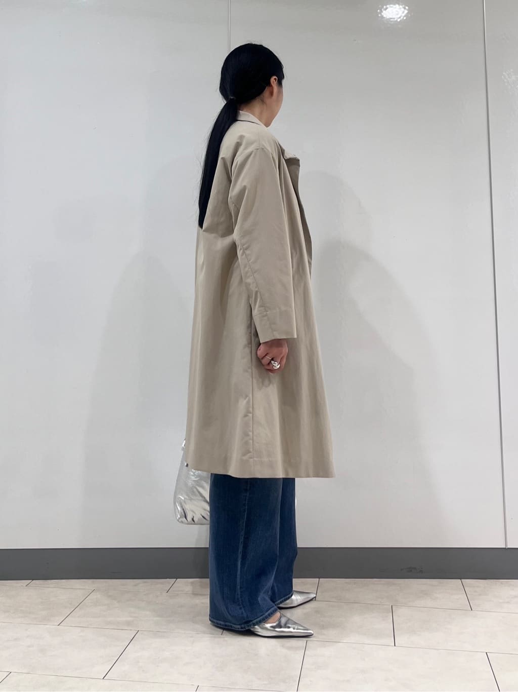 hasuさんの「INDIVI｜【華やか／大人シアー／セレモニー】カットフリンジブラウス」を使ったコーディネート