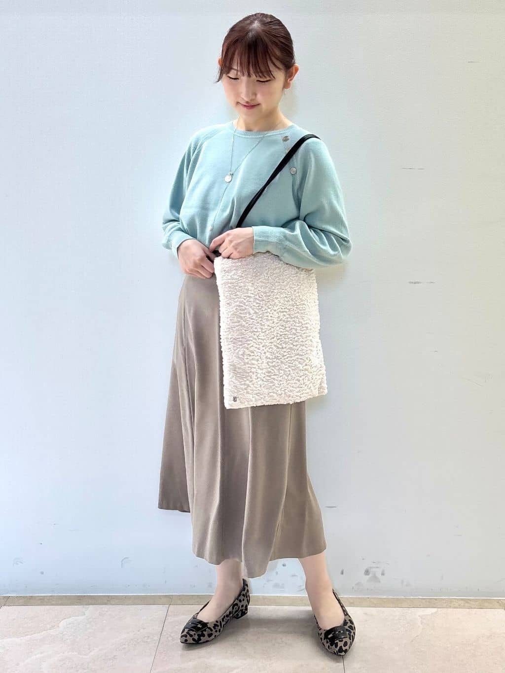 Satoさんの「Reflect｜【ゆったり着られる◎】ラグランスリーブニット」を使ったコーディネート