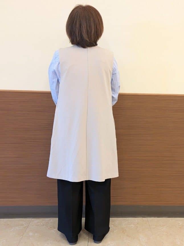 まぁさんの「SHOO･LA･RUE｜【洗濯機可/セットアップ可/S-3L】きちんと楽に。カットジョーゼット ロングジレ」を使ったコーディネート