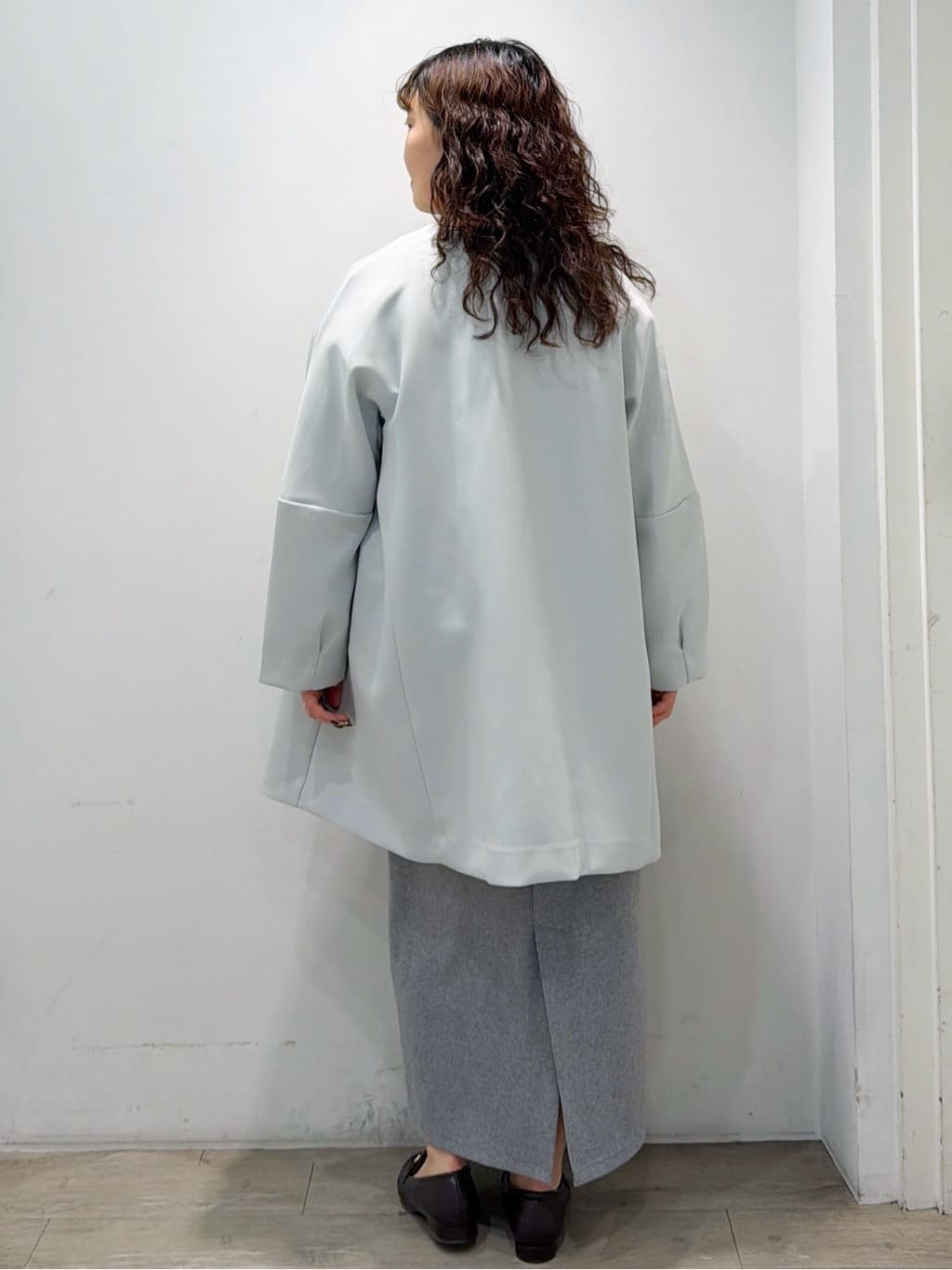 sumicaさんの「OPAQUE.CLIP｜フォルムスリーブミドルコート【洗濯機OK】」を使ったコーディネート