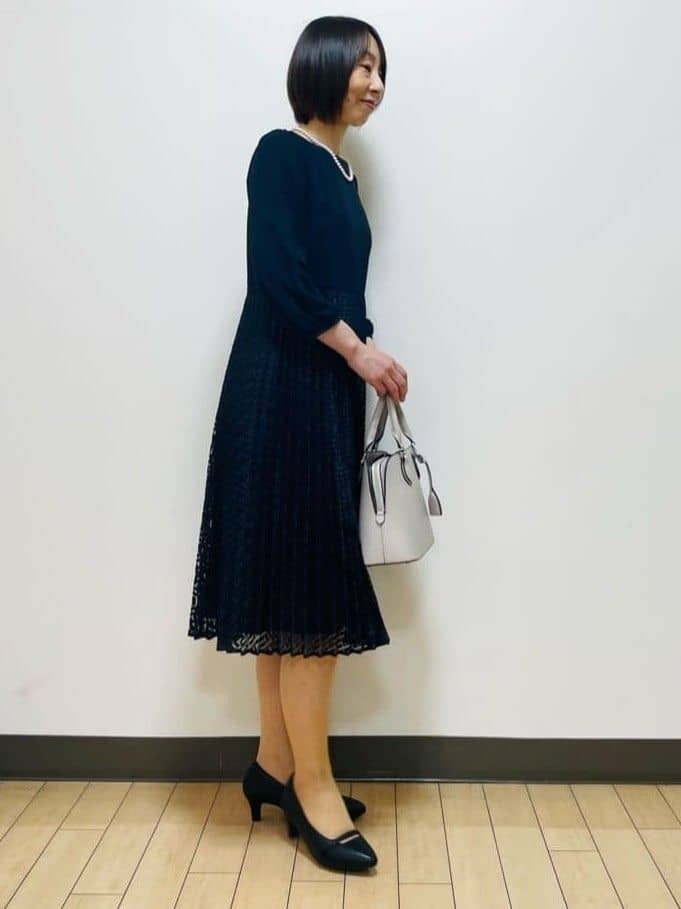 Riiさんの「Reflect｜【SS-4Lサイズ】シフォン&times;幾何柄レースプリーツワンピース」を使ったコーディネート