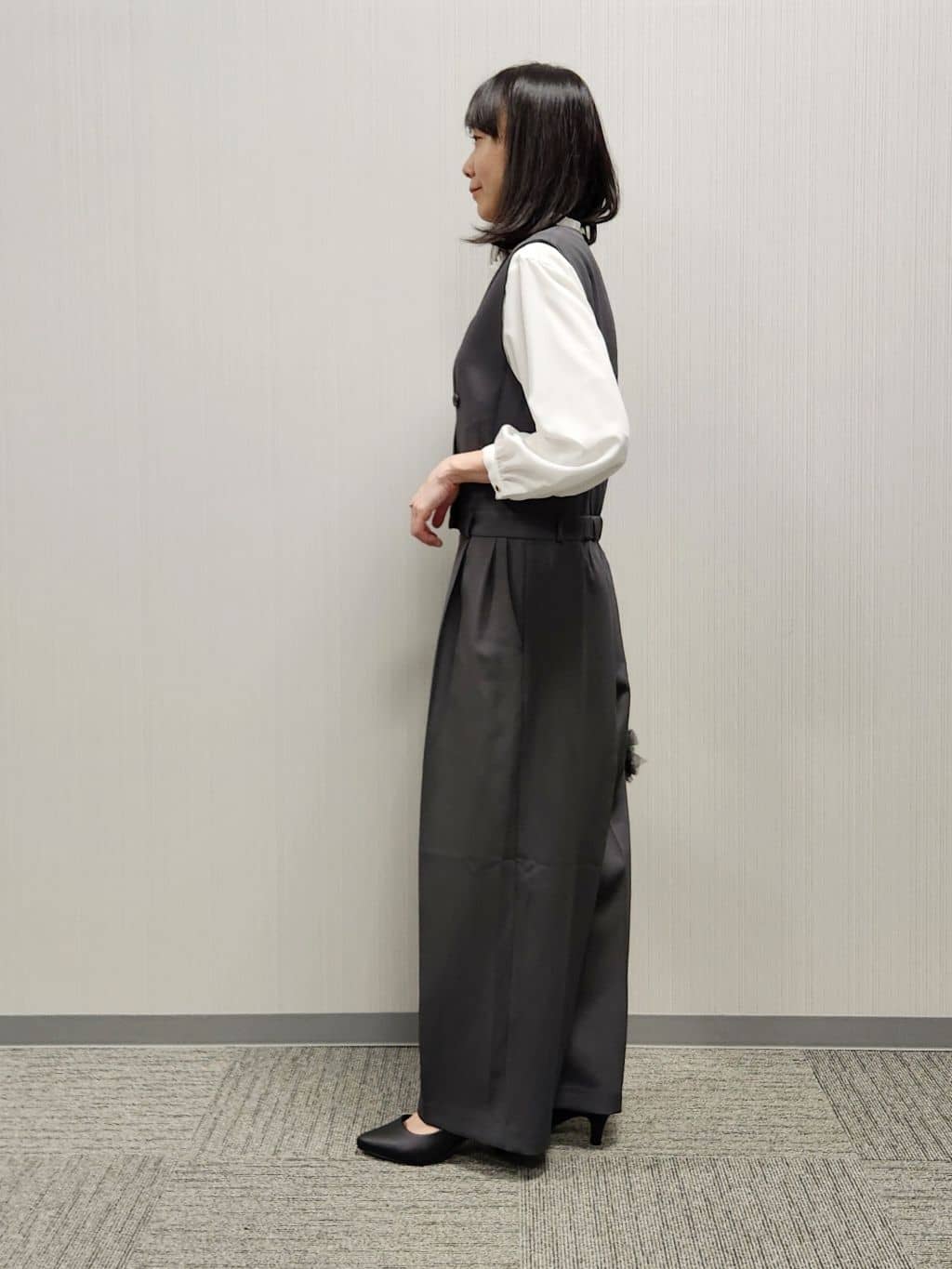 naraさんの「Dessin｜【洗える】フリルネックジョーゼットブラウス」を使ったコーディネート