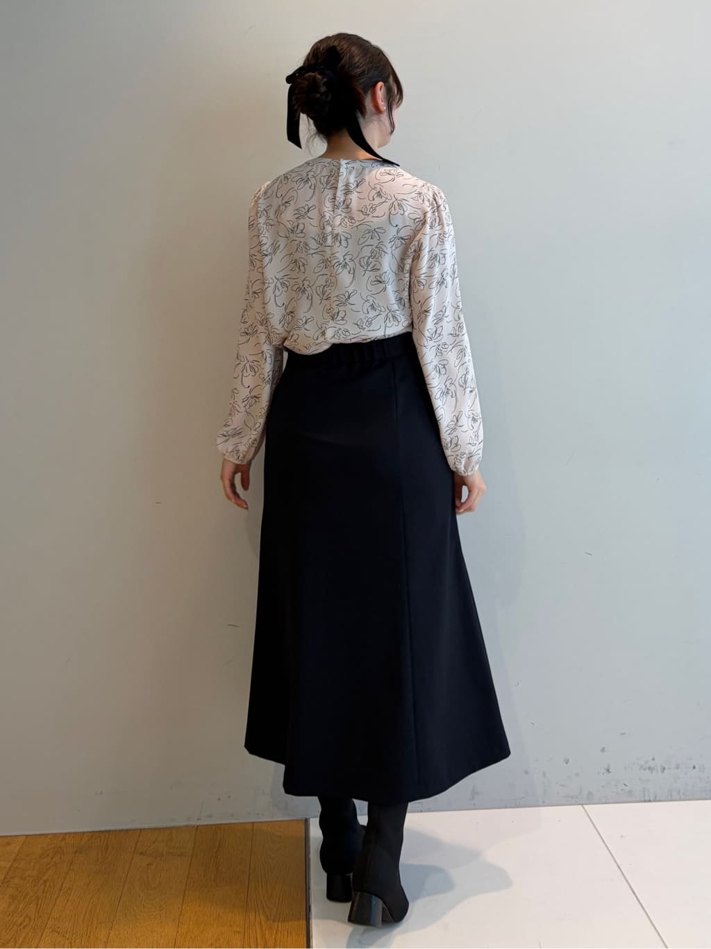 Saekoさんの「COUP DE CHANCE｜◆【手洗い可／日本製】花柄ブラウス」を使ったコーディネート