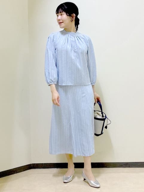  beni_gingerさんの「Reflect｜【セットアップ可】ストライプ柄ジャカードブラウス」を使ったコーディネート