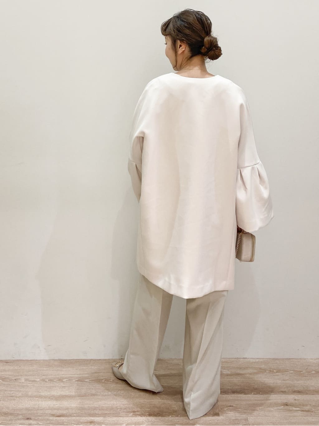 risayanさんの「OPAQUE.CLIP｜フレアスリーブミドルコート【洗濯機OK】」を使ったコーディネート