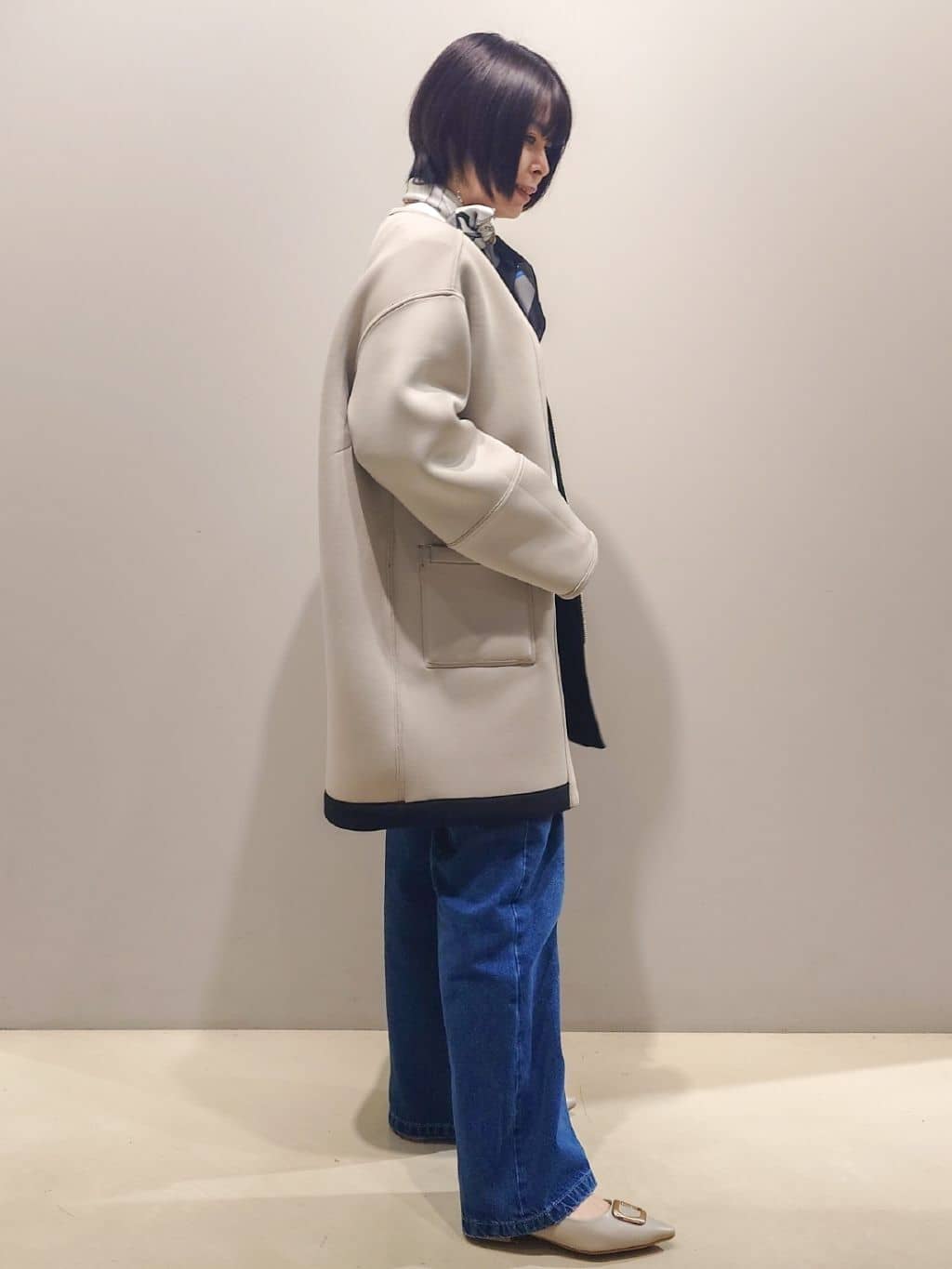 me：)さんの「OPAQUE.CLIP｜リバーシブル配色ノーカラーコート【洗濯機OK】」を使ったコーディネート