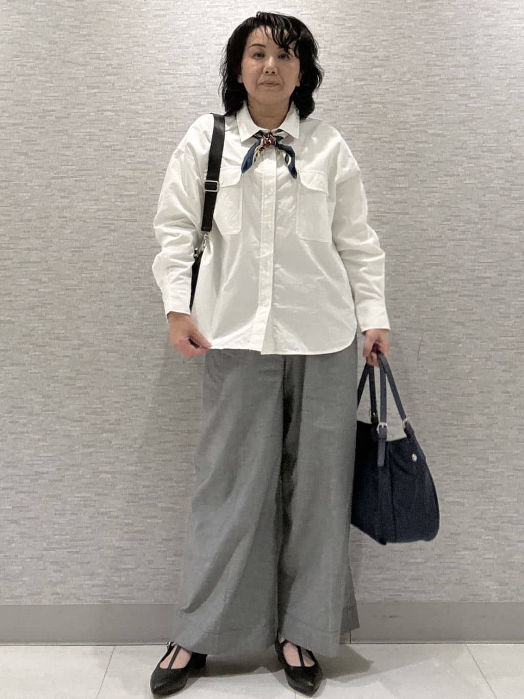 KOJIMAさんの「Reflect｜ダンガリーワイドパンツ」を使ったコーディネート
