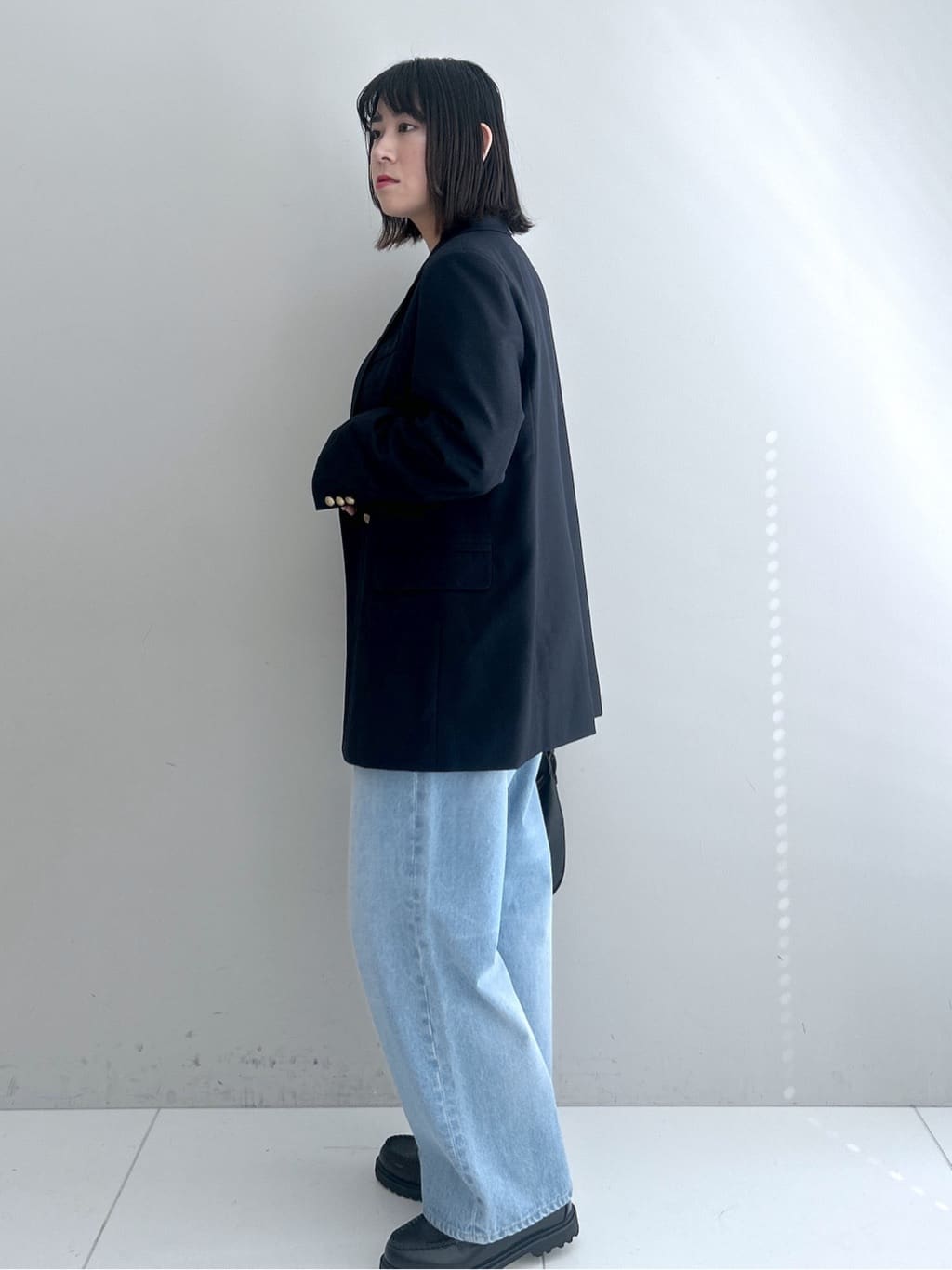 Hirokaさんの「Dessin｜【洗える】コットンVネックニット」を使ったコーディネート