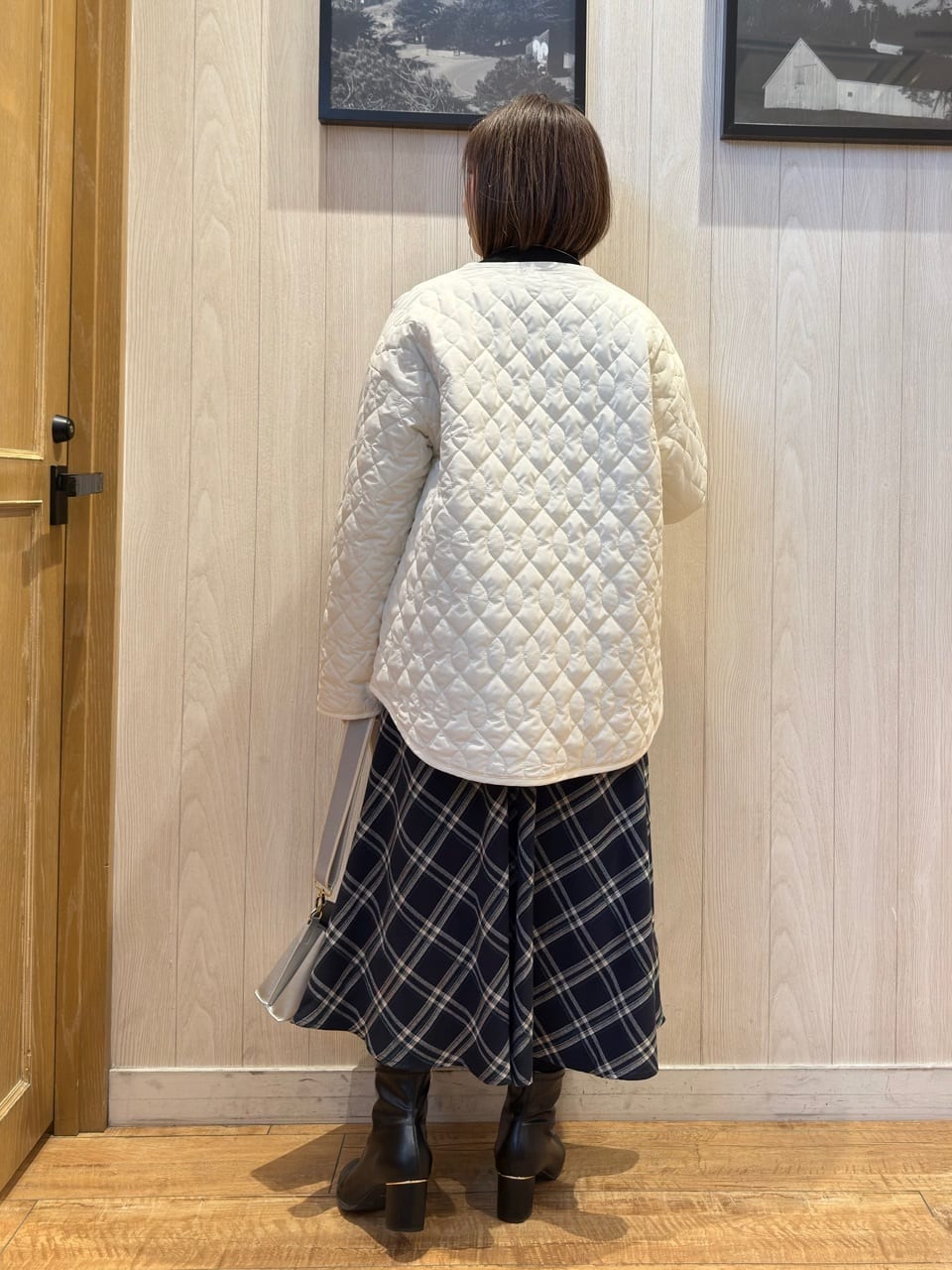 Megさんの「SHOO･LA･RUE｜【S-LL】立体感が際立つ モールチェックフレアスカート」を使ったコーディネート