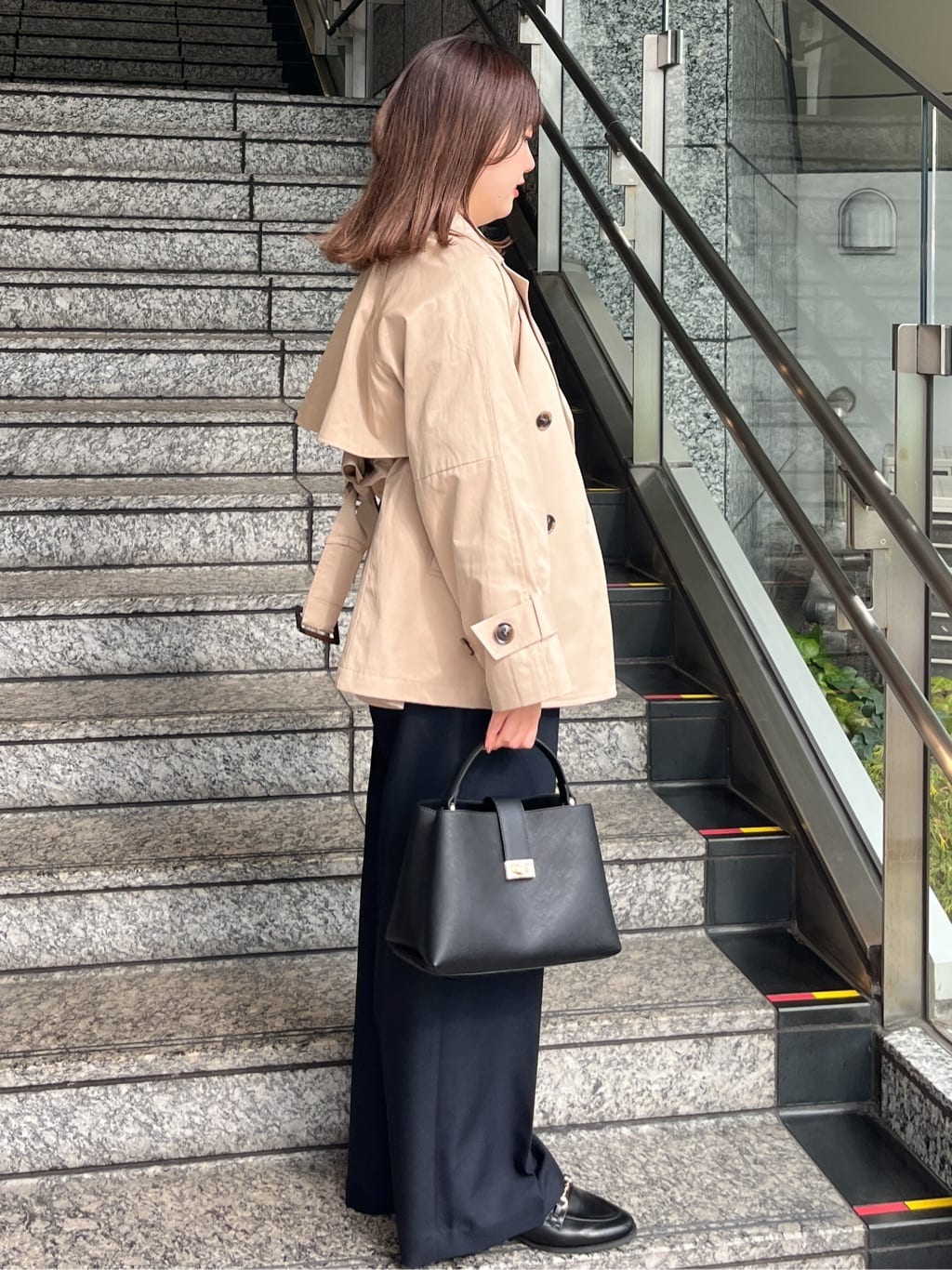 HANNAさんの「OPAQUE.CLIP｜ロゴプリントロングTシャツ【洗濯機OK】」を使ったコーディネート