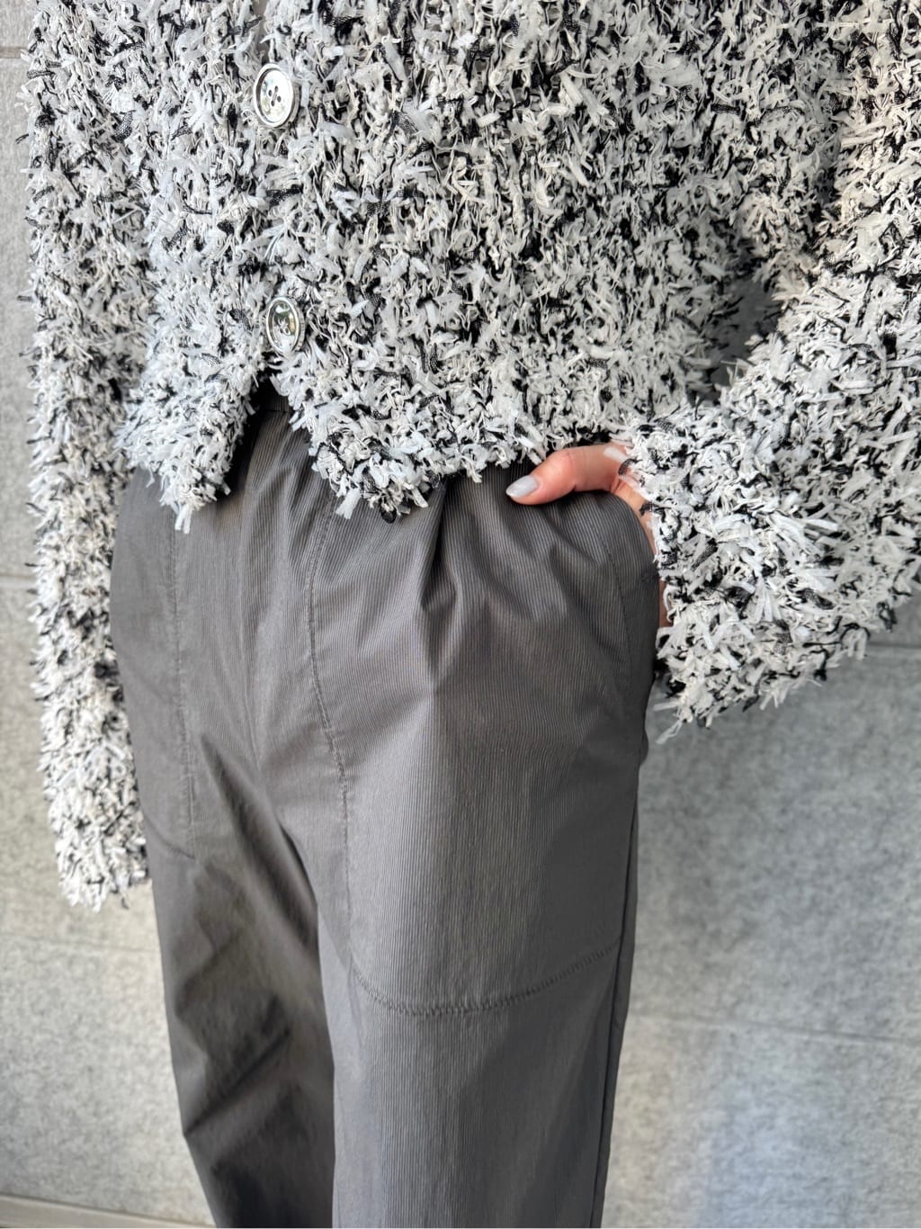 uchi__yamaさんの「CODE A｜fancy yarn cardigan」を使ったコーディネート