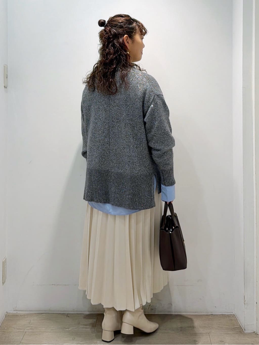 sumicaさんの「OPAQUE.CLIP｜ポケット刺繍レギュラーカラーシャツ【洗濯機OK】」を使ったコーディネート