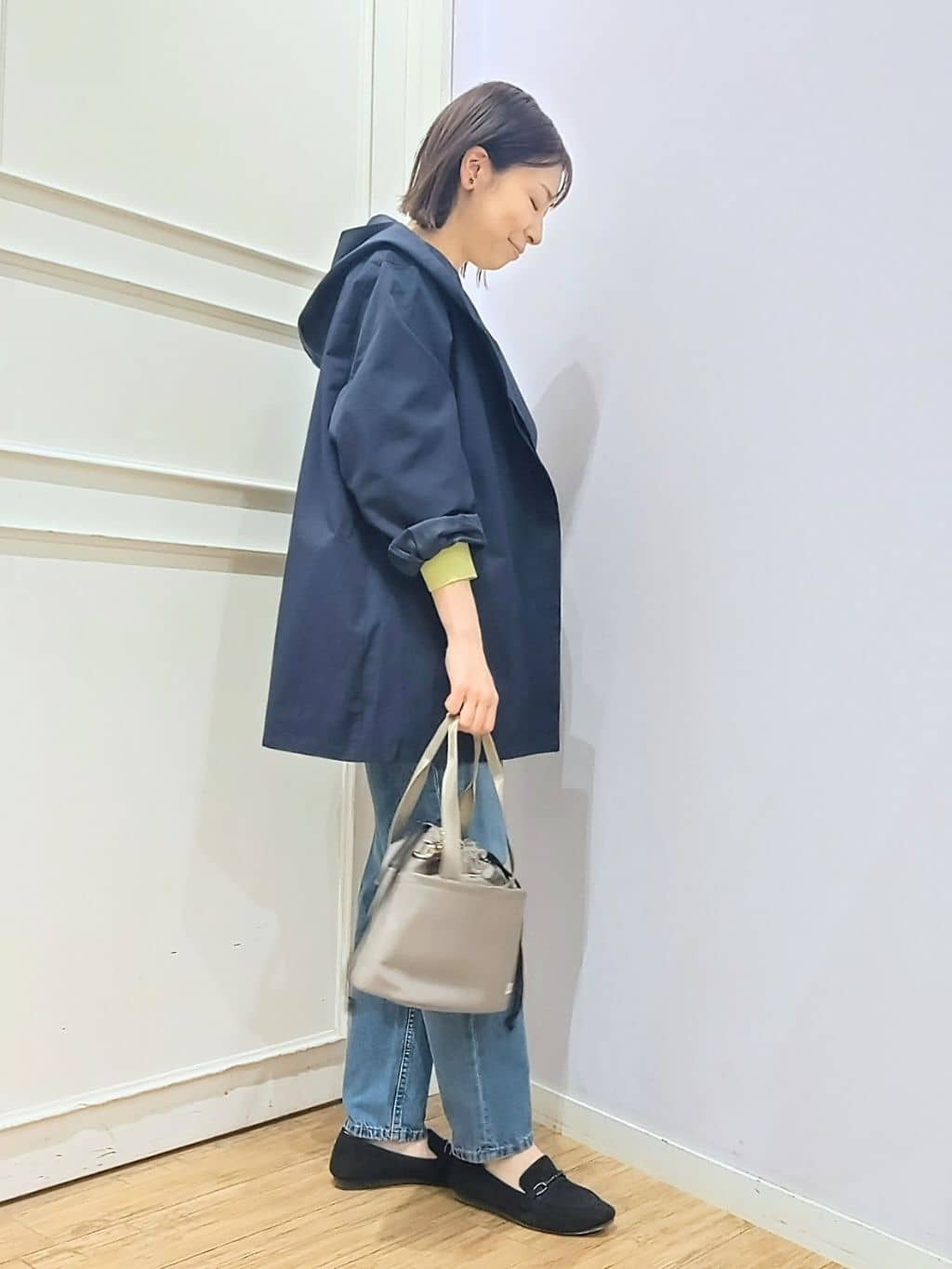 miomioさんの「SHOO･LA･RUE｜【防花粉/洗濯機可/S-LL】ゆったり着られる 大人のテントフーディージャケット」を使ったコーディネート