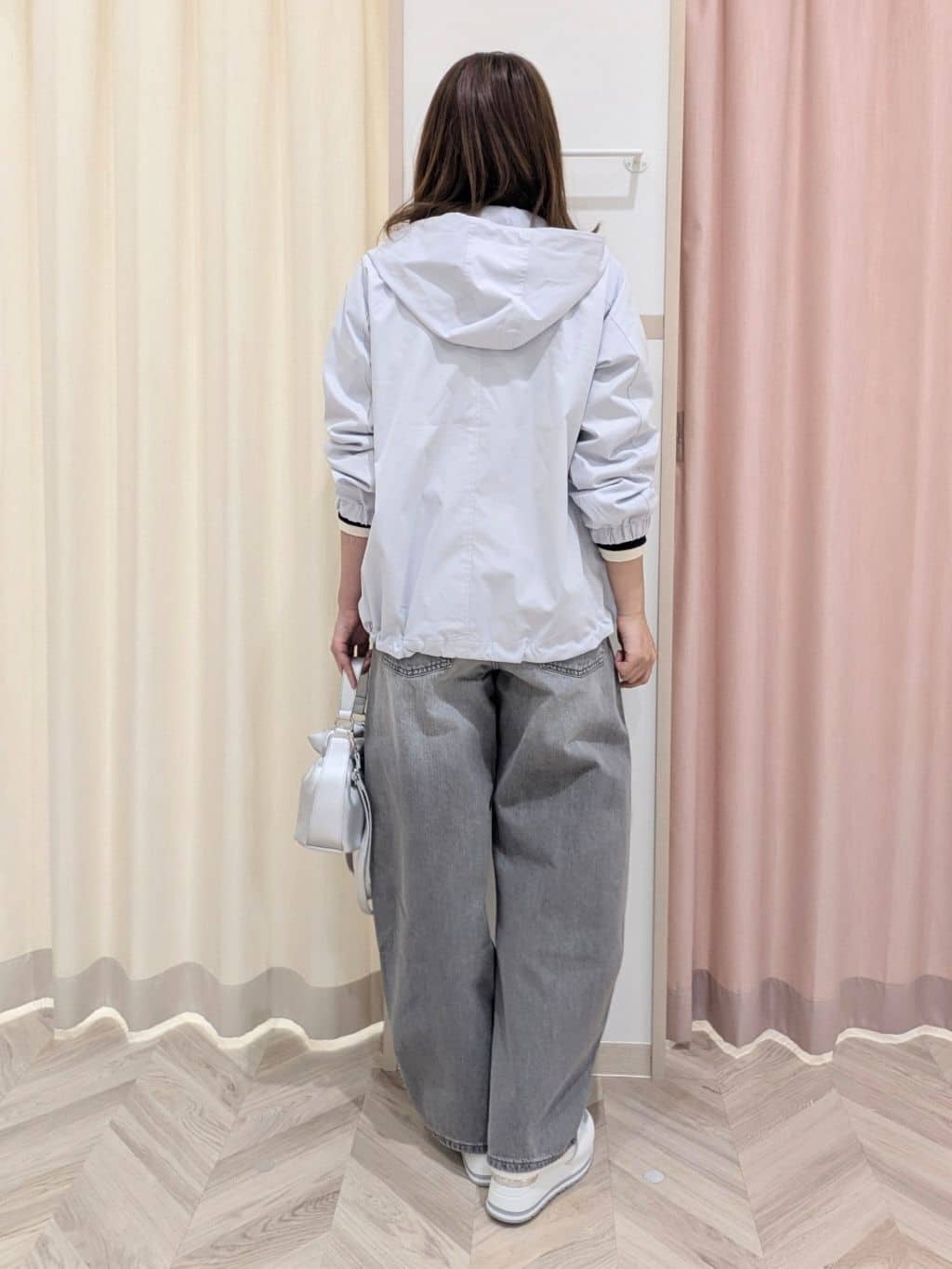 miyuさんの「SHOO･LA･RUE｜【洗濯機可/S-LL/インしなくても着られる】1枚で決まる　レイヤード風スウェットライクニット」を使ったコーディネート
