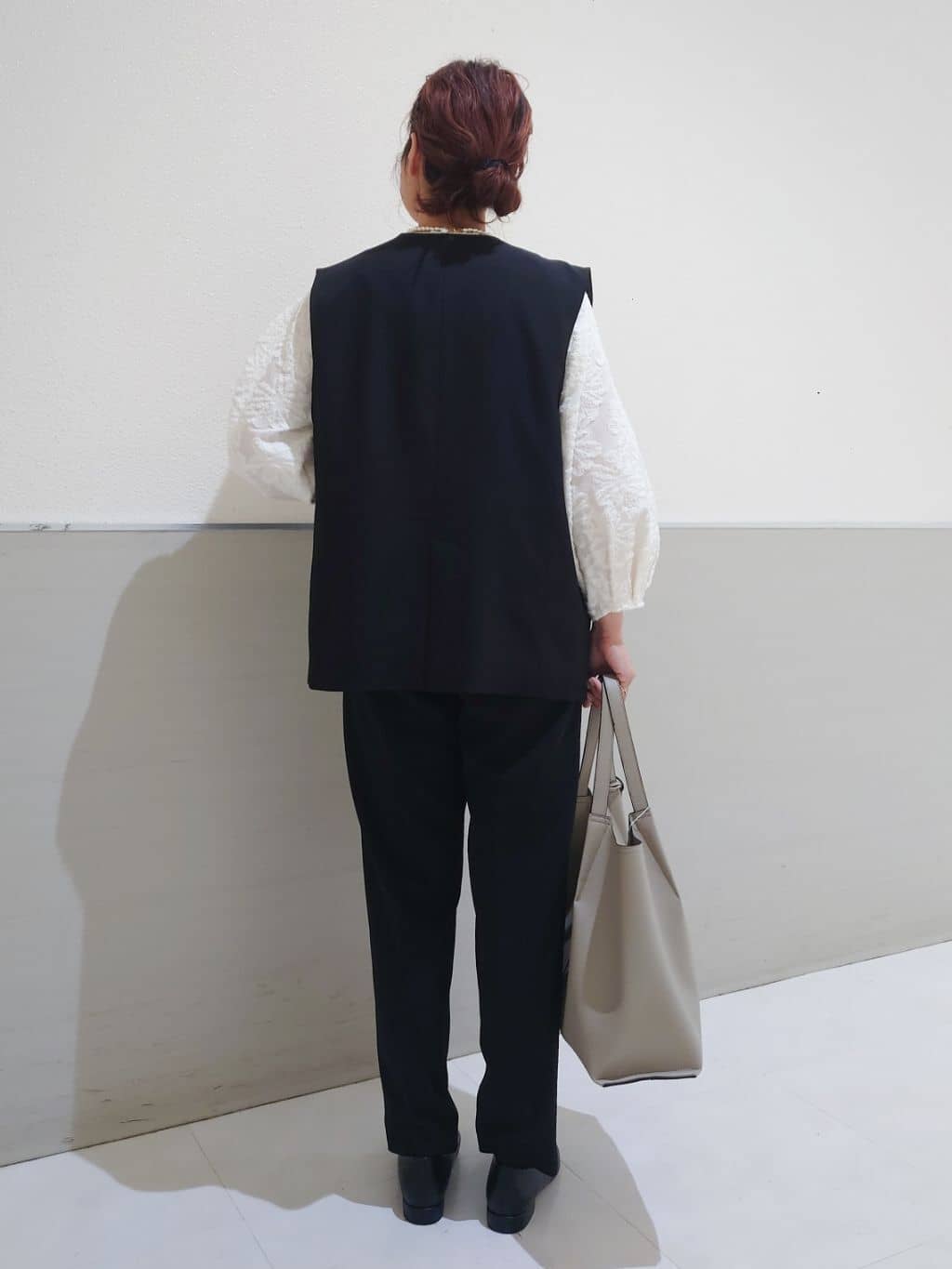 maruさんの「THE SHOP TK｜【通勤にもカジュアルにも】CAVIAN ジレ/セットアップ可」を使ったコーディネート
