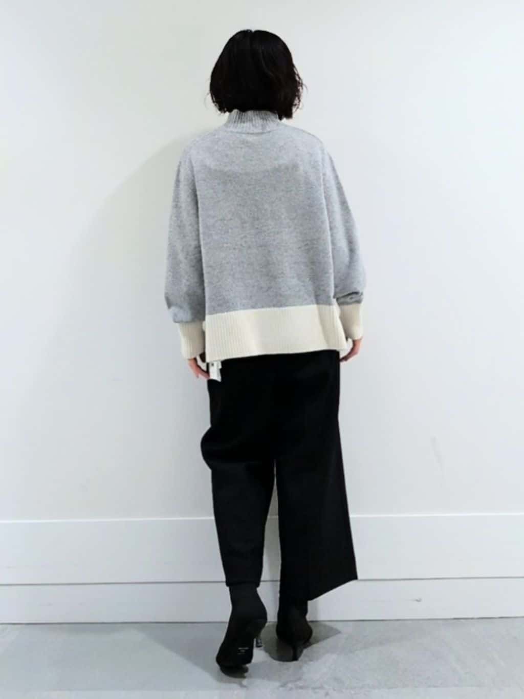 ミズタさんの「UNTITLED｜【8色展開/洗える】ウールカシミヤ ハイネックニット」を使ったコーディネート