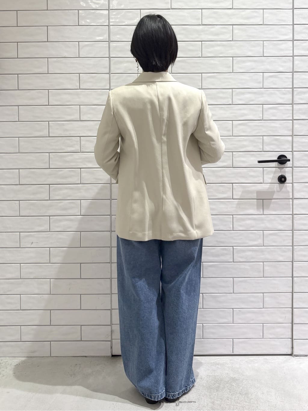 ayumiさんの「OPAQUE.CLIP｜金ボタンダブルブレストテーラードジャケット／セットアップ対応【洗える】」を使ったコーディネート