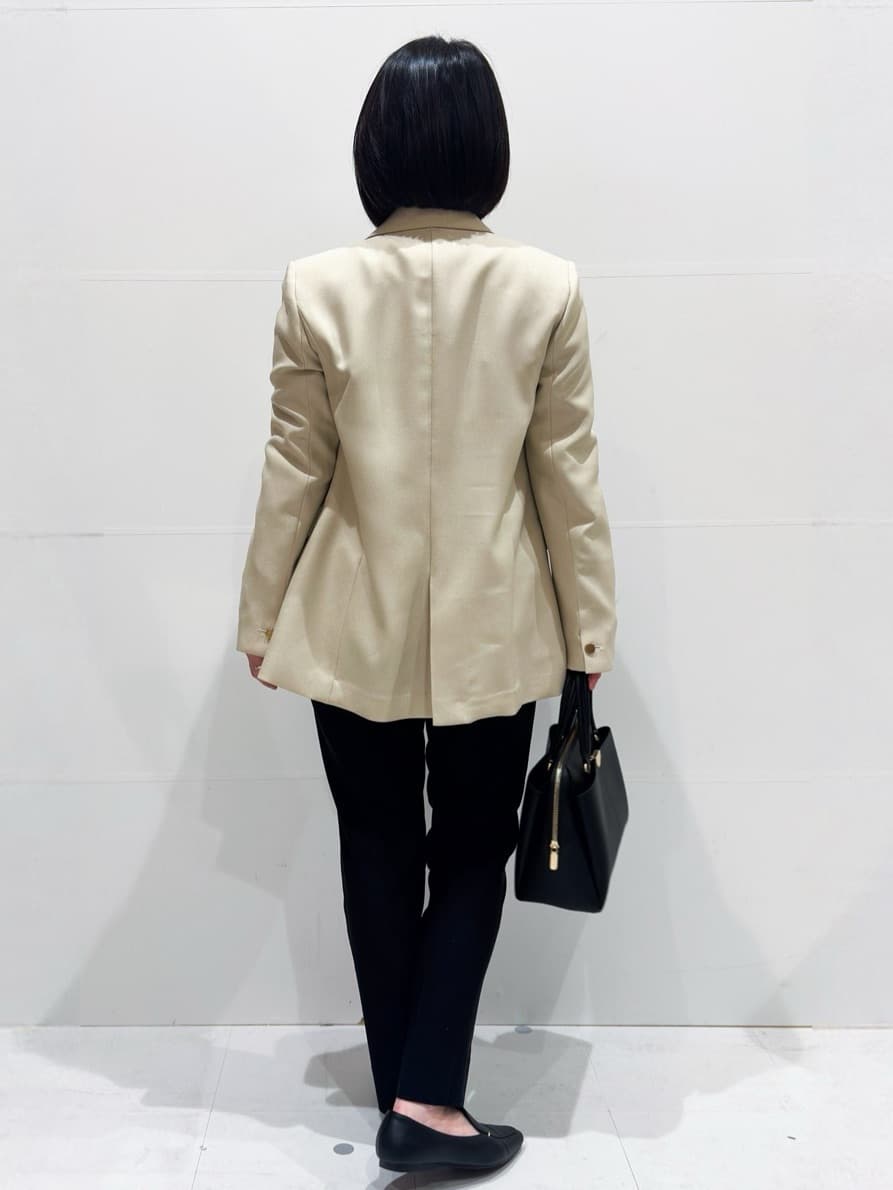 Minさんの「OPAQUE.CLIP｜金ボタンダブルブレストテーラードジャケット／セットアップ対応【洗える】」を使ったコーディネート