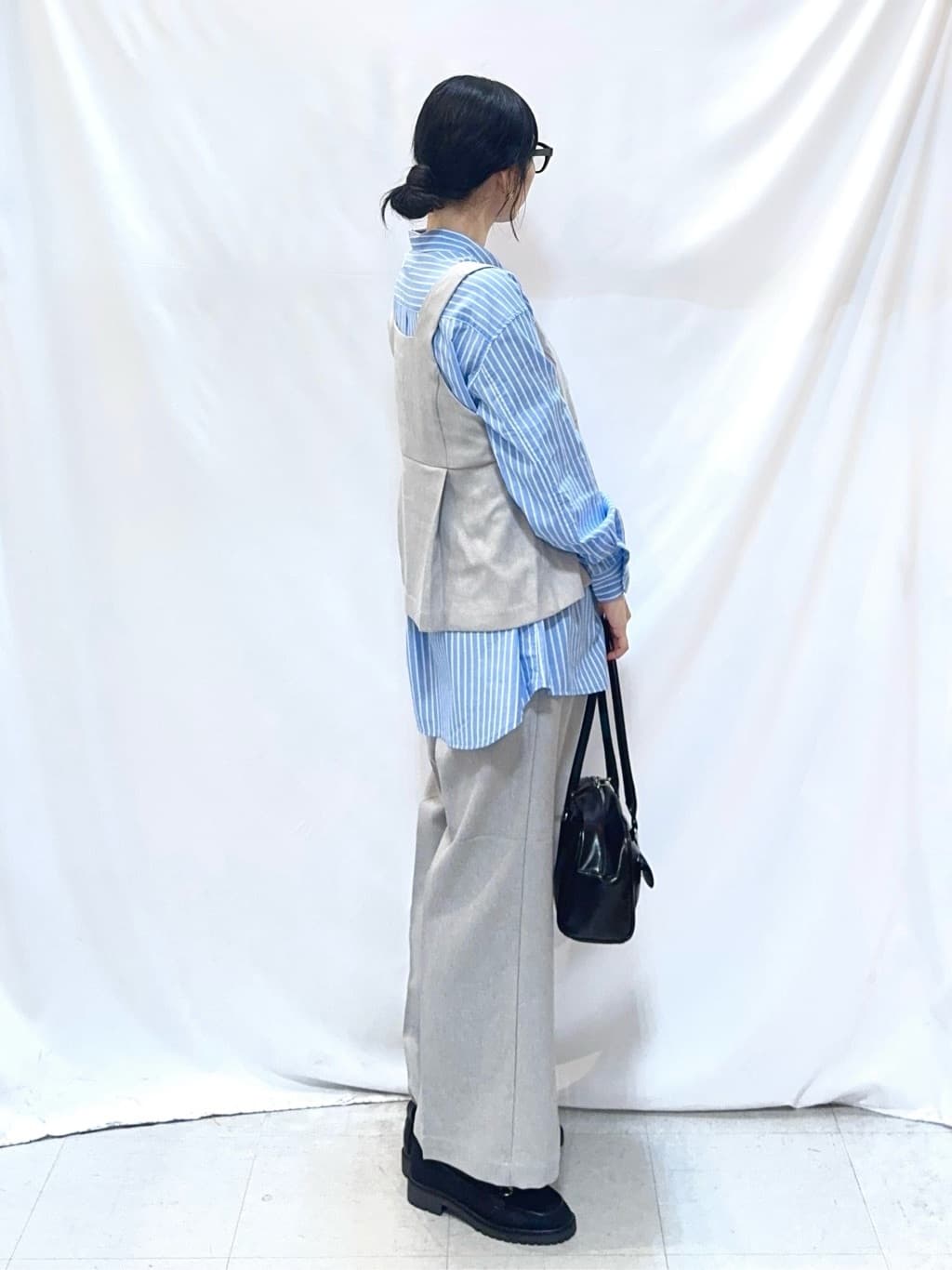 𝐇𝐢𝐫𝐨𝐦𝐢さんの「SHOO･LA･RUE｜【2点セット/S-LL】着回し力も抜群 着るだけで決まる大人上品セットアップ」を使ったコーディネート