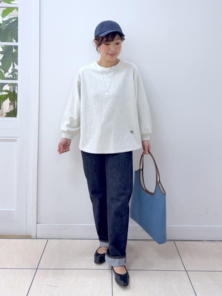Osawaさんの「Dessin｜【360度可愛い・洗える】バックヘンリーカットソー」を使ったコーディネート