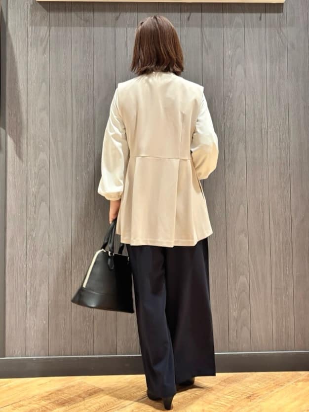 meiさんの「SHOO･LA･RUE｜【セレモニー】選べる4デザイン 華やかブローチ」を使ったコーディネート