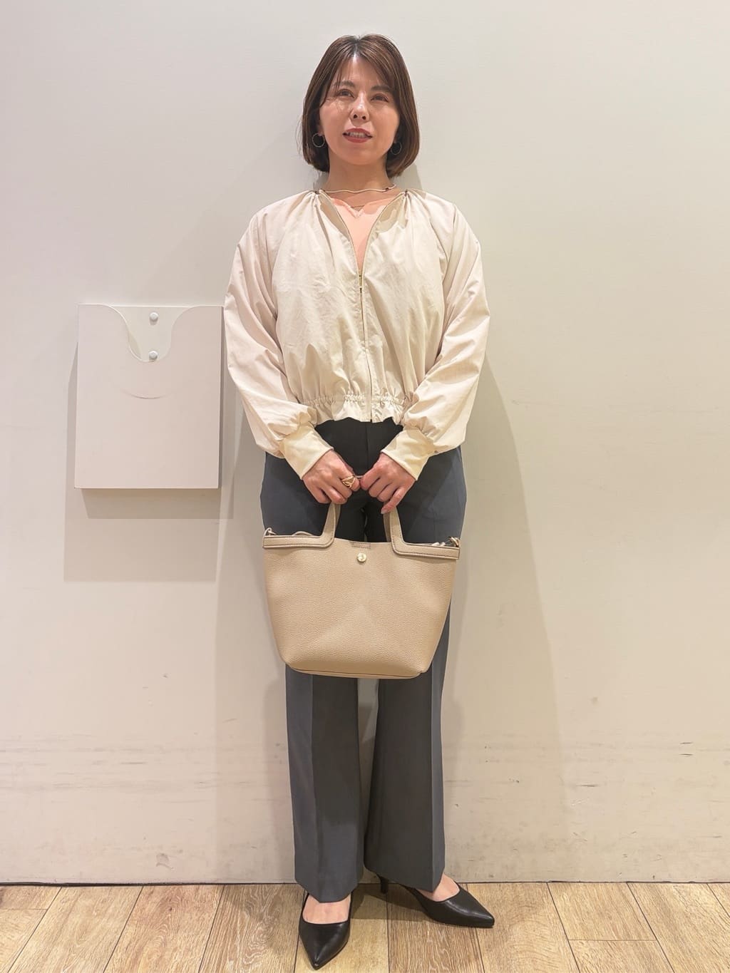 YUKOさんの「index｜接触冷感ノーカラーブルゾン【洗濯機OK／防シワ】」を使ったコーディネート