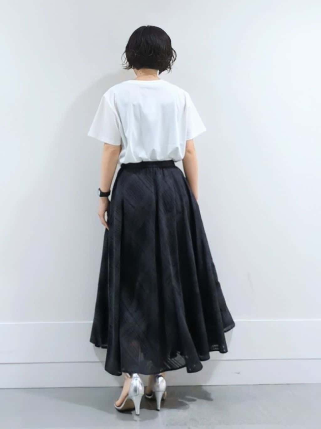 ミズタさんの「UNTITLED｜【セットアップ可/後ろウエストゴム】シアーチェックスカート」を使ったコーディネート