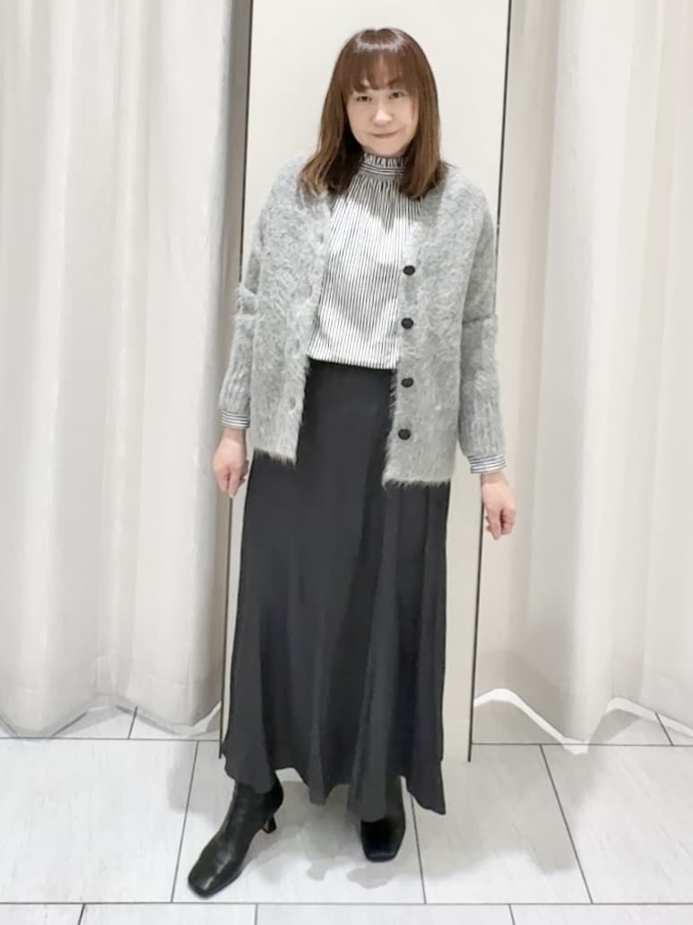 ʏᴜᴋɪᴋᴏさんの「UNTITLED｜【ゆったり】アルパカ混シャギー カーディガン」を使ったコーディネート