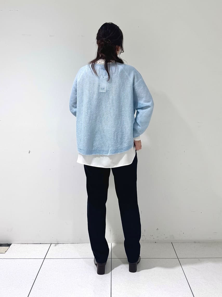 そんさんの「INDIVI｜【キッドモヘヤ素材】ラウンドヘムニット」を使ったコーディネート