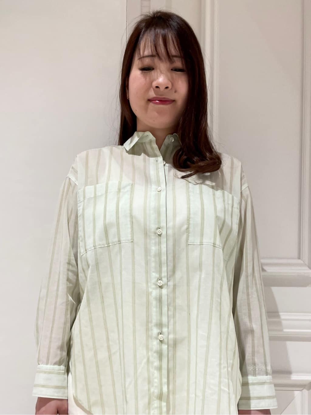 minowaさんの「DRESSTERIOR｜シアー ストライプシャツ」を使ったコーディネート