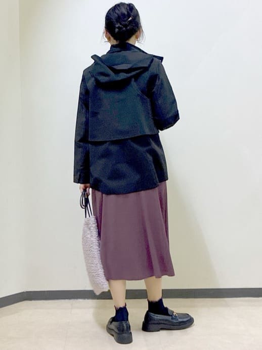 beni_gingerさんの「Reflect｜【すっきり見え／フード取り外し可／通勤におすすめ◎】ライティアウター」を使ったコーディネート