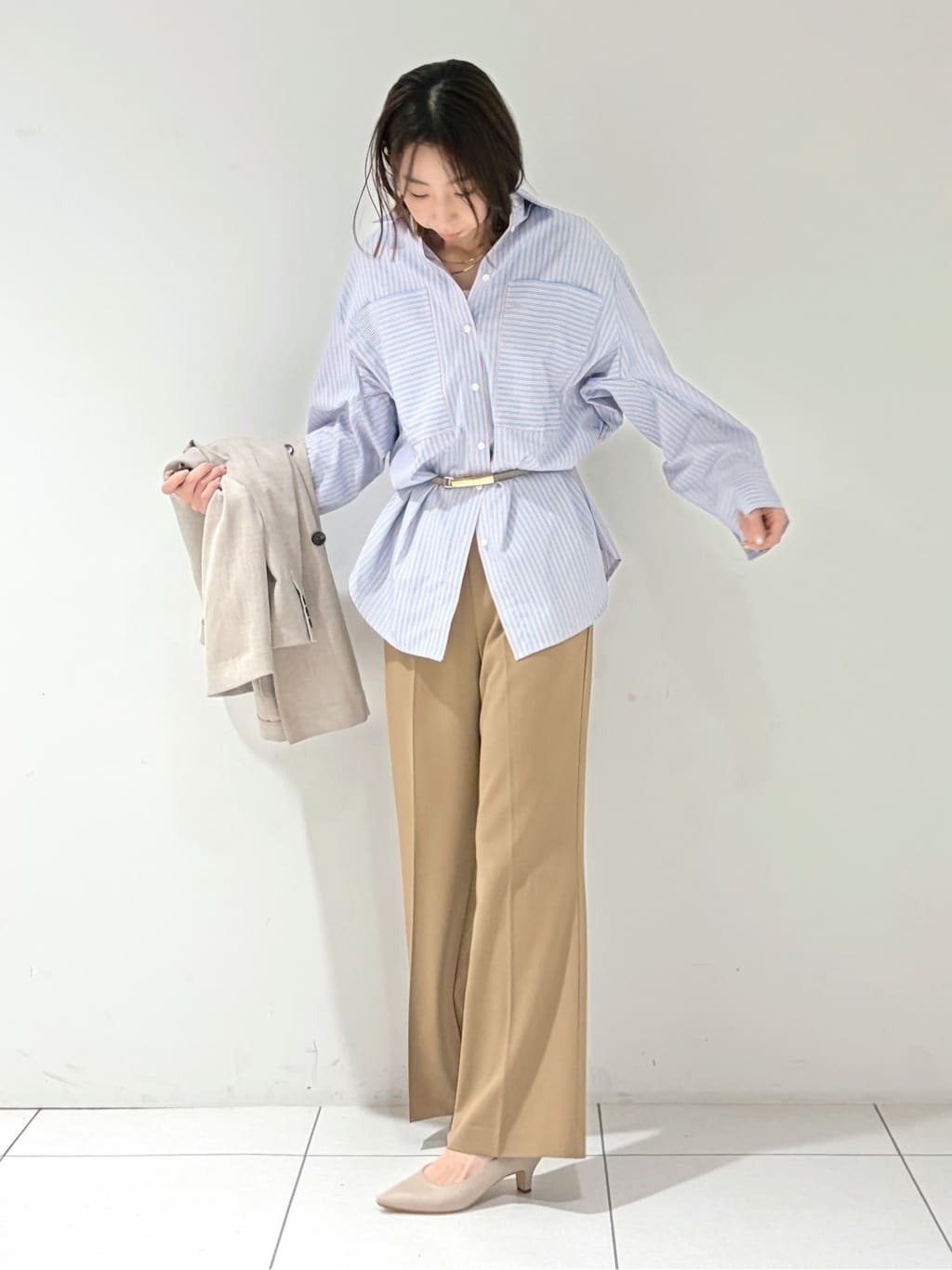 shioriさんの「INDIVI｜Timeless｜ビッグポケットフォルムシャツ【接触冷感】」を使ったコーディネート
