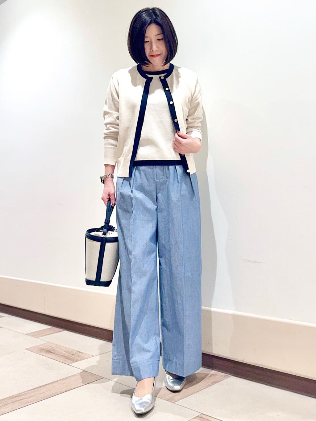 kaeさんの「Reflect｜【アンサンブル可】バイカラーカーディガン」を使ったコーディネート