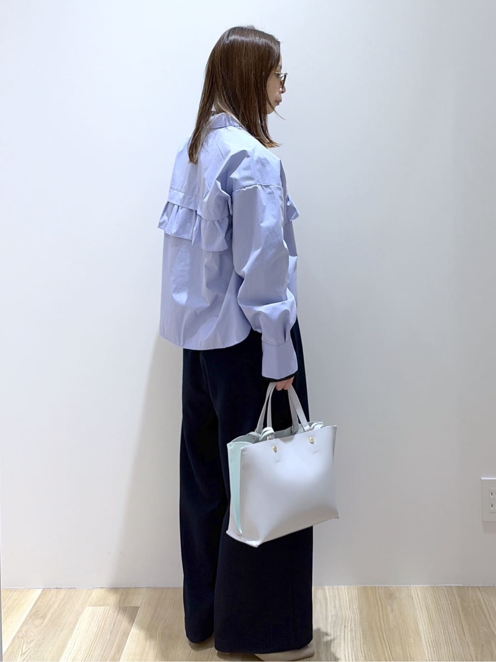 えりさんの「OPAQUE.CLIP｜タックフリルシャツ【洗濯機OK】」を使ったコーディネート