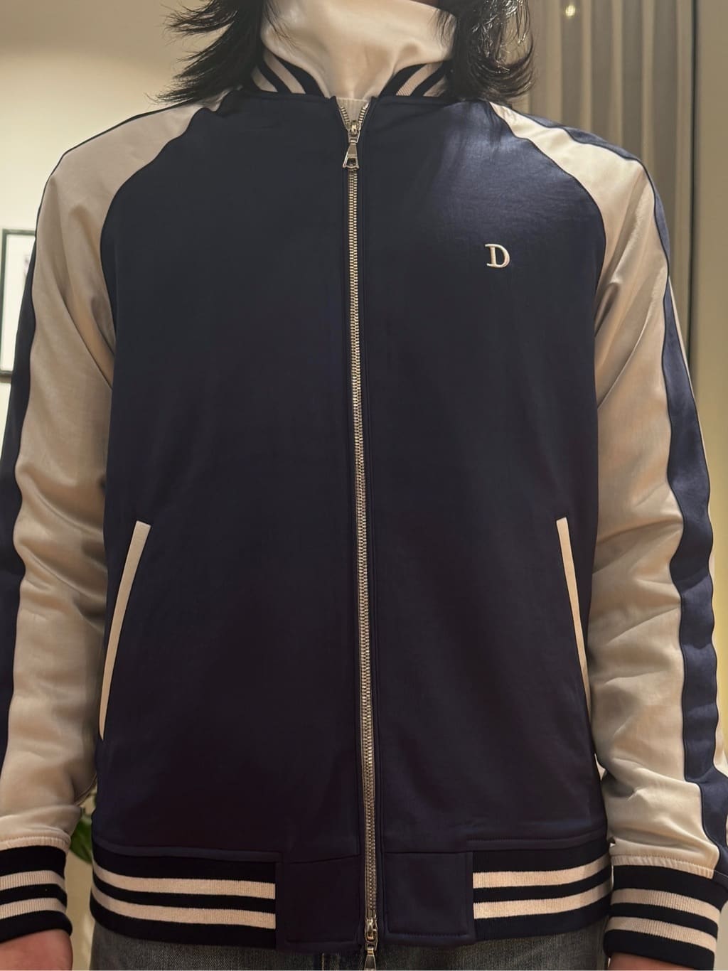 kawarataniさんの「DRESSTERIOR｜【MonoMax4月号掲載】ピストルラビット スカジャン」を使ったコーディネート
