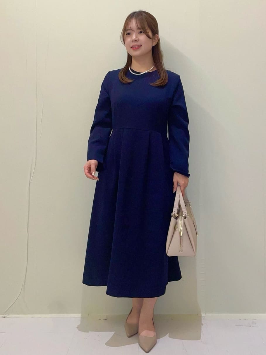 ayumiさんの「OPAQUE.CLIP｜《通勤対応》フィットアンドフレアワンピースダブルクロス【洗濯機OK】」を使ったコーディネート