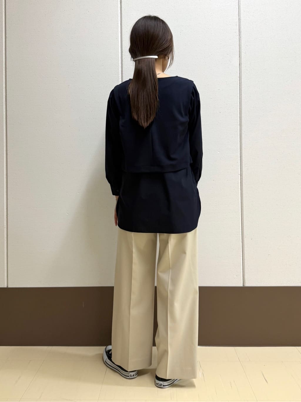mamiさんの「INDIVI｜【洗える／UVケア】レイヤード風デザイントップス」を使ったコーディネート