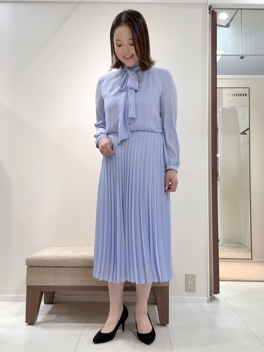 YUIさんの「UNTITLED｜◆【フォーマル/洗える】ボウタイ プリーツワンピース」を使ったコーディネート