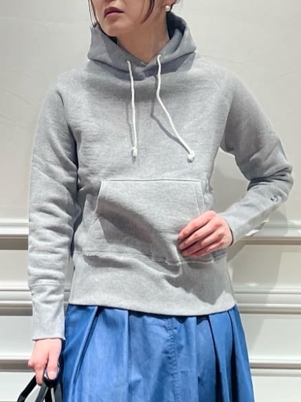 TSUKUIさんの「DRESSTERIOR｜◆【DRESSTERIOR定番】【WEB限定サイズあり】吊裏毛 パーカー」を使ったコーディネート