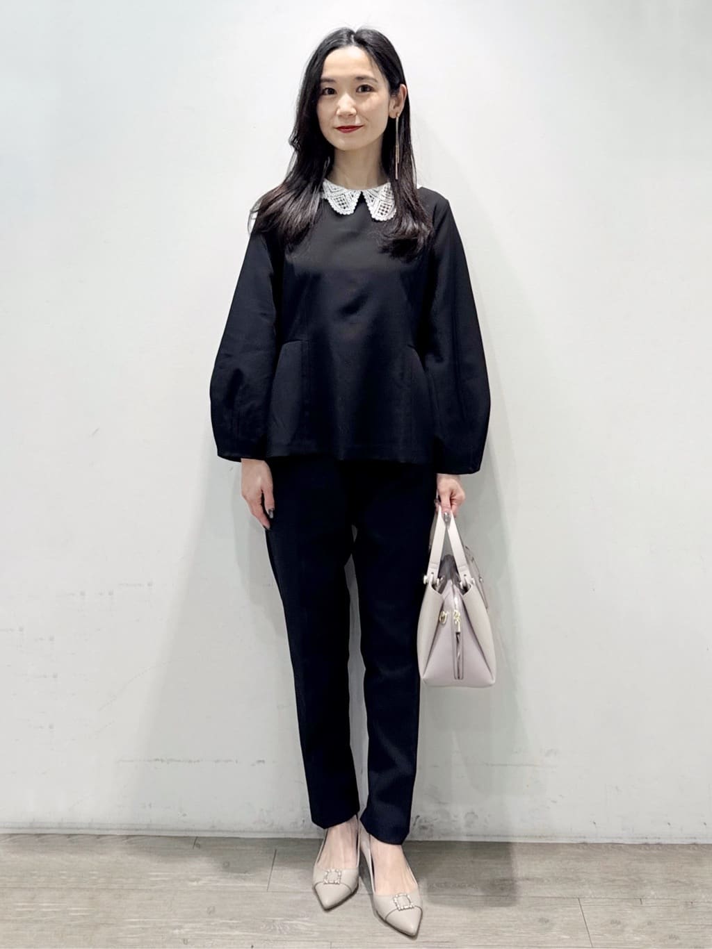 yuicciさんの「OPAQUE.CLIP｜ストレッチイージーテーパードパンツ【洗濯機OK／イージーアイロン】」を使ったコーディネート